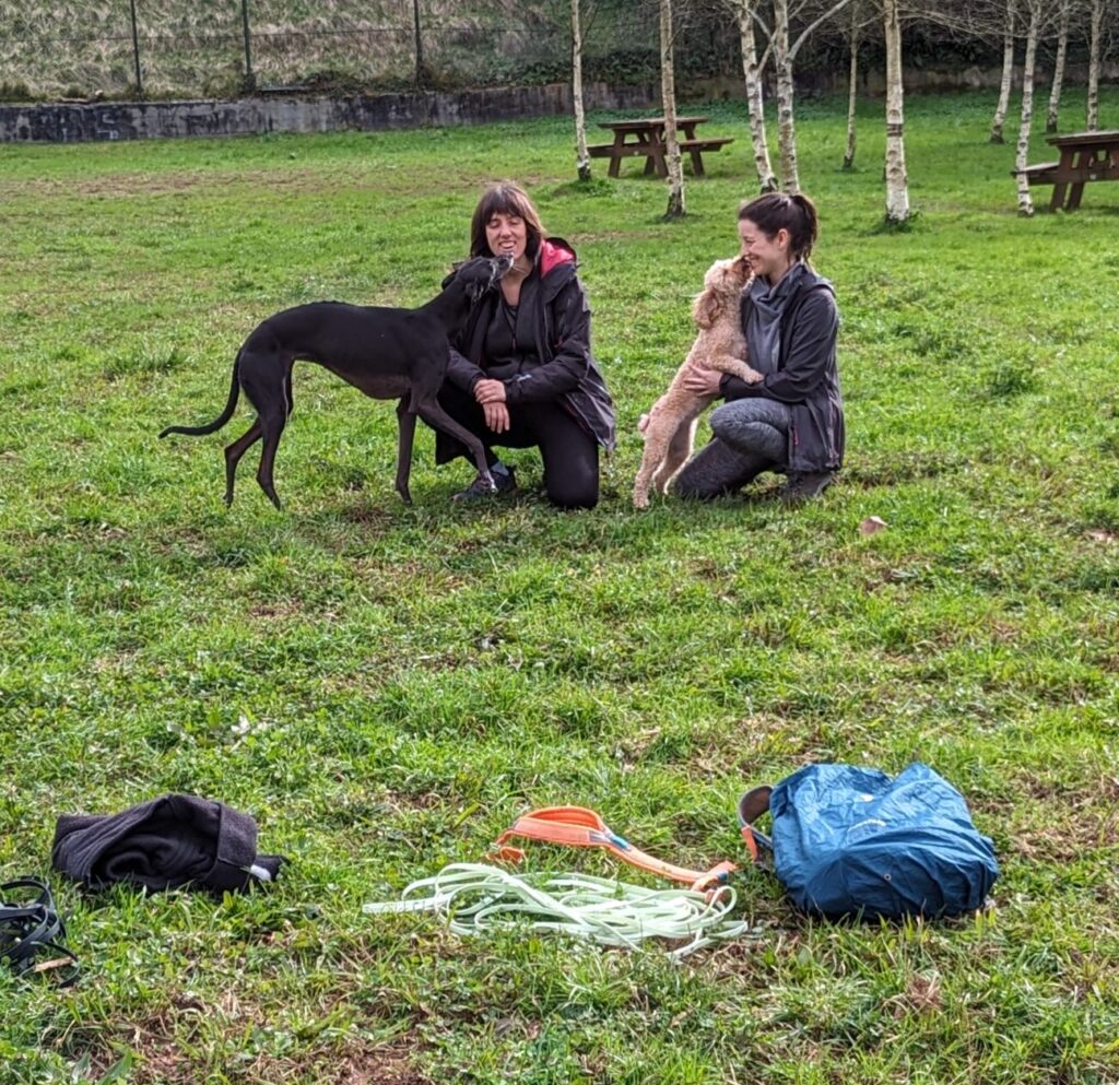 Instructoras de mantrailing terapeutico